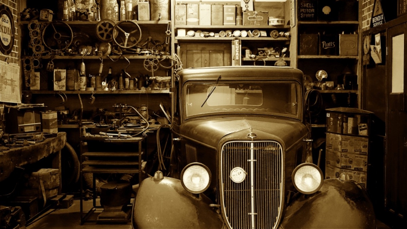 boutique-ST MANDRIER SUR MER-min_antique_auto_automobile_automotive_car_classic_equipment_fix-1169797